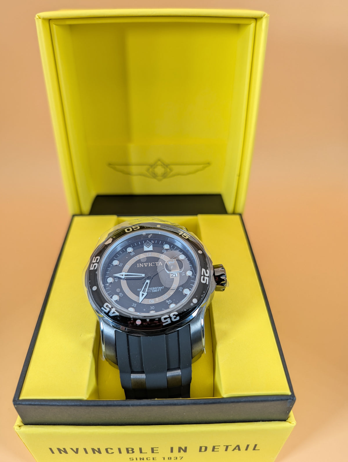 Invicta Pro Diver SCUBA Swiss Ronda 515.24H Caliber men's watch - 48mm