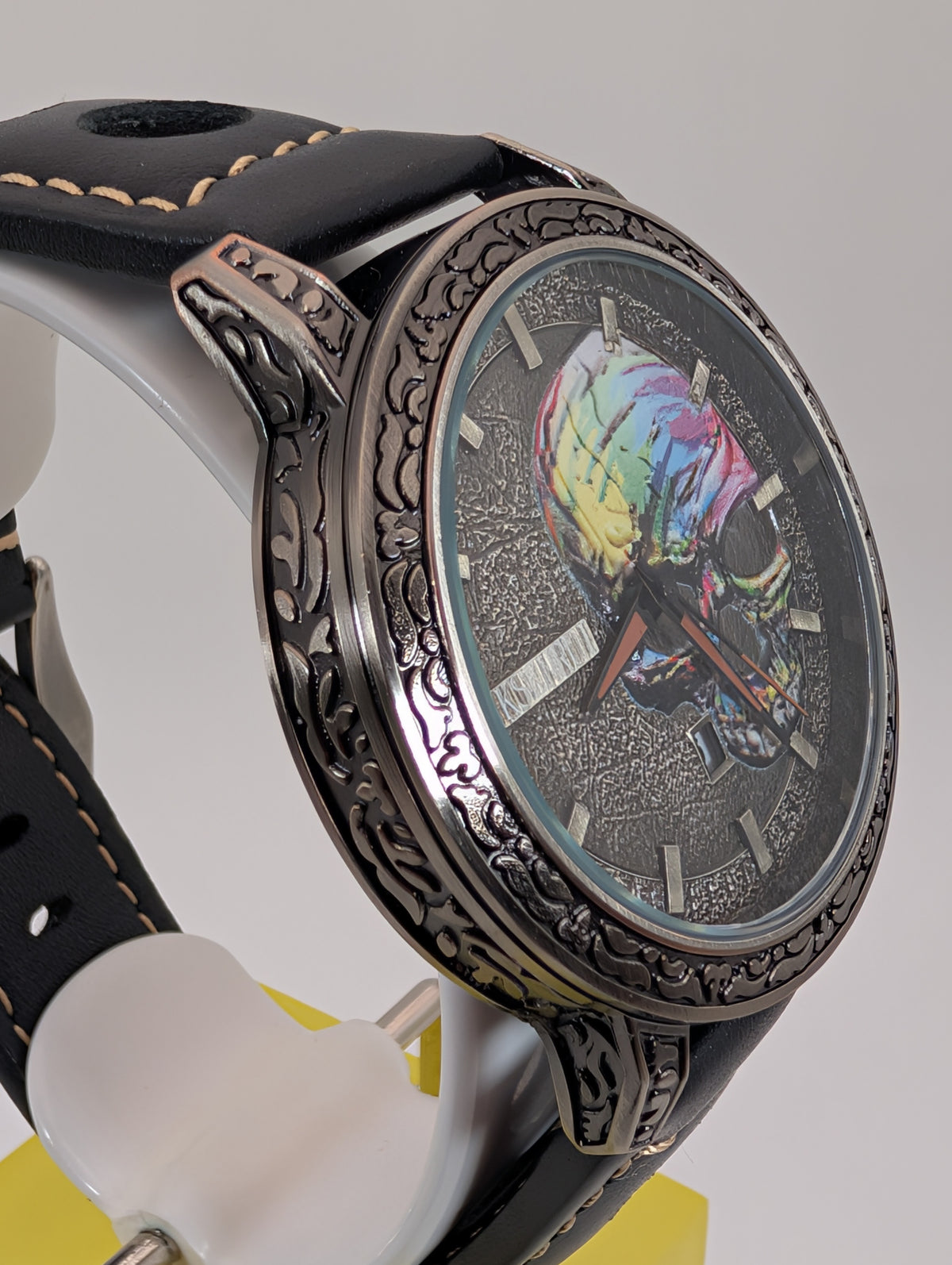 KSENRUI Iridescent Skull Men's Watch with bonus NATO strap - 45mm