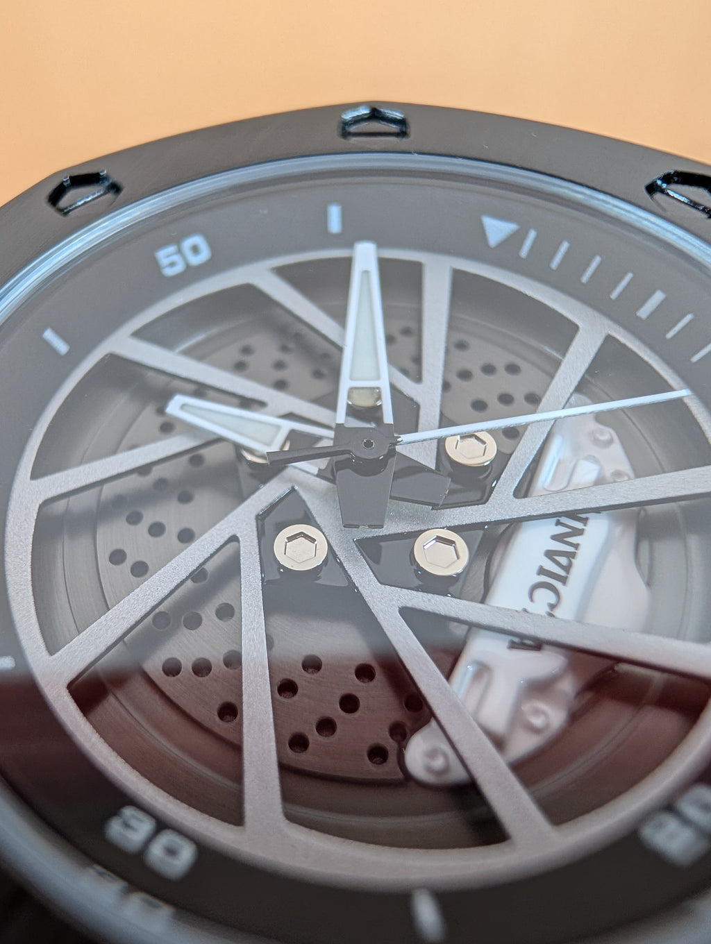 Invicta Speedway RIM men's watch - 42mm