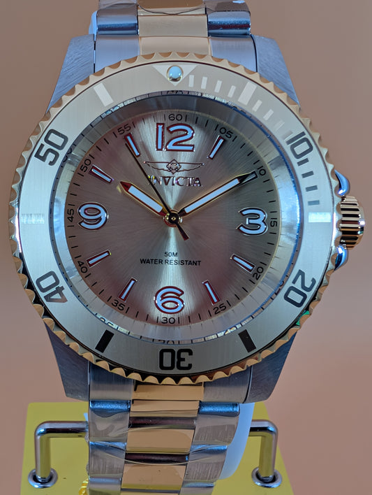 Invicta Specialty Velario 69725 Men's Watch - Two-Tone / Gold Dial 41mm