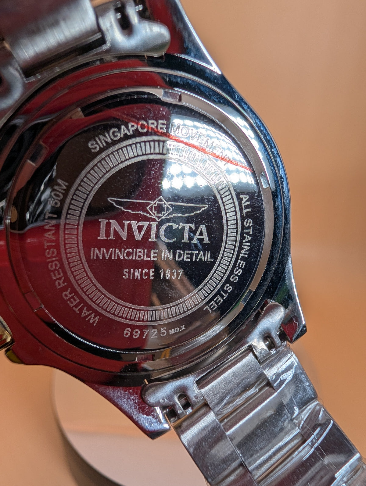 Invicta Specialty Velario 69725 Men's Watch - Two-Tone / Gold Dial 41mm