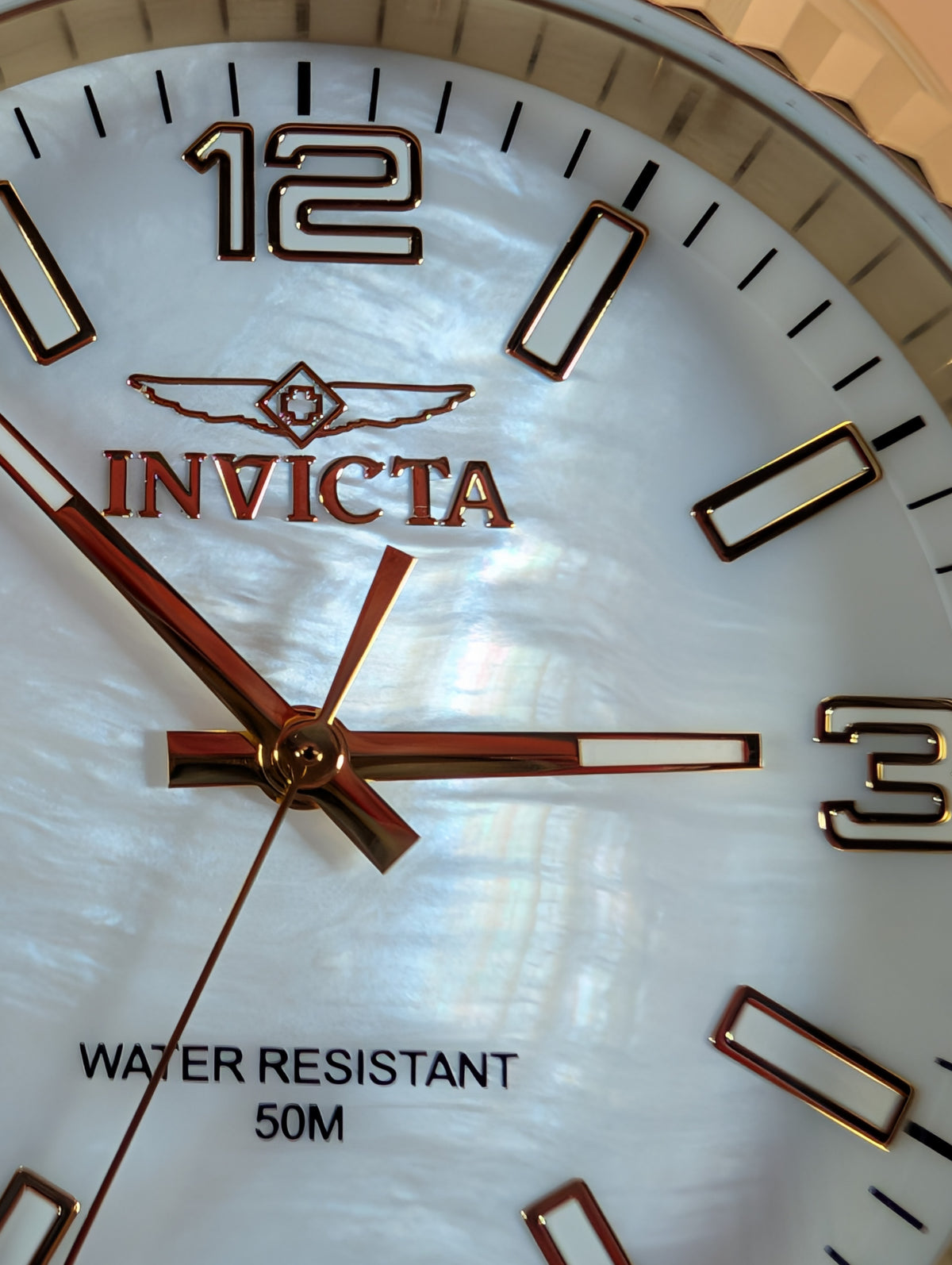 Invicta Specialty Wesbridge men's watch with genuine Mother of Pearl dial - 43mm