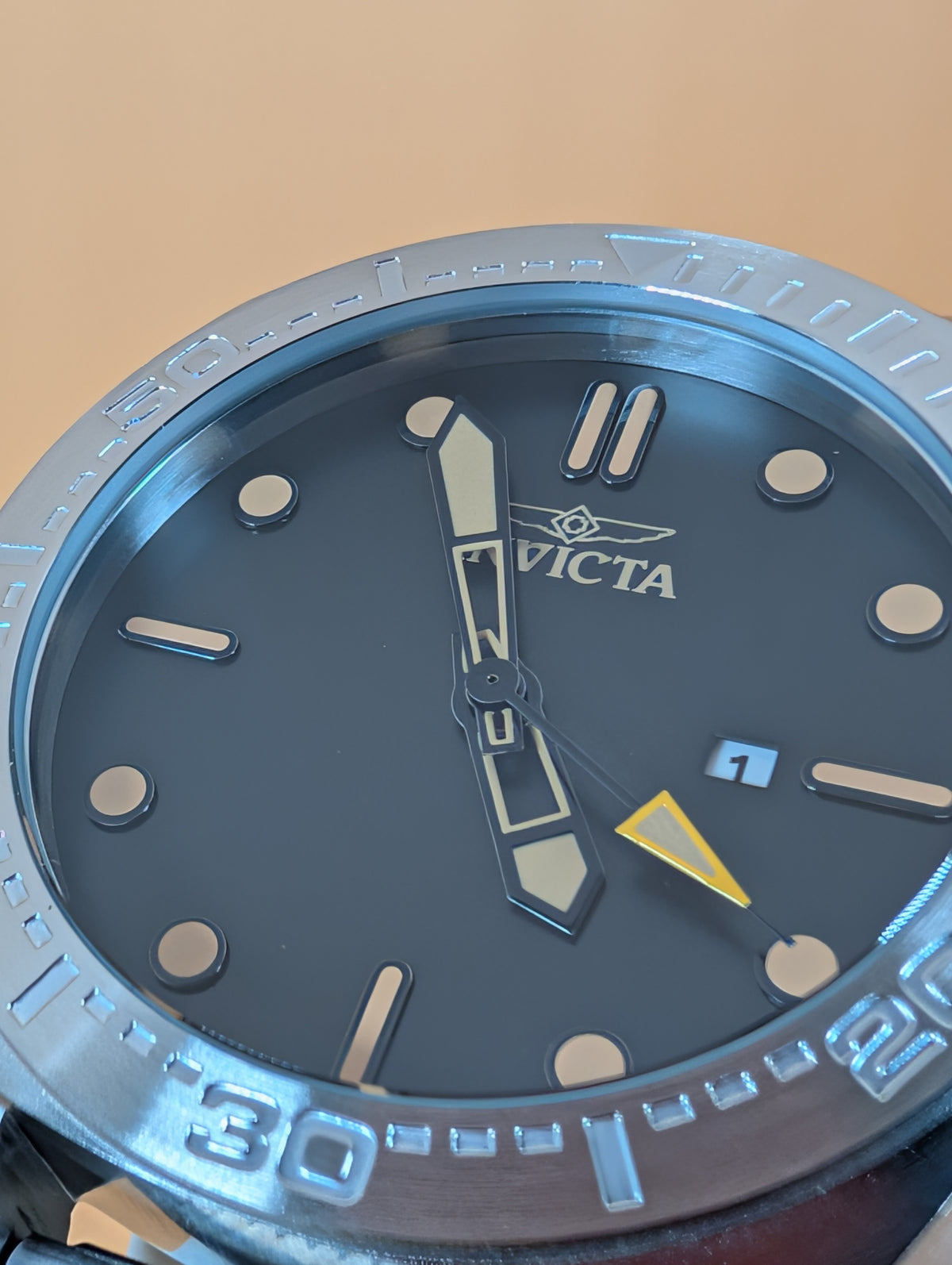 Invicta Speedway men's watch - 46mm