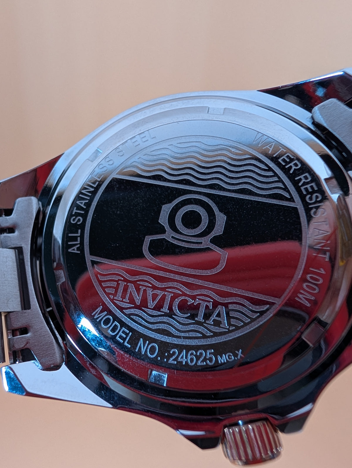 Invicta Pro Diver men's watch - 47mm includes Impact travel case