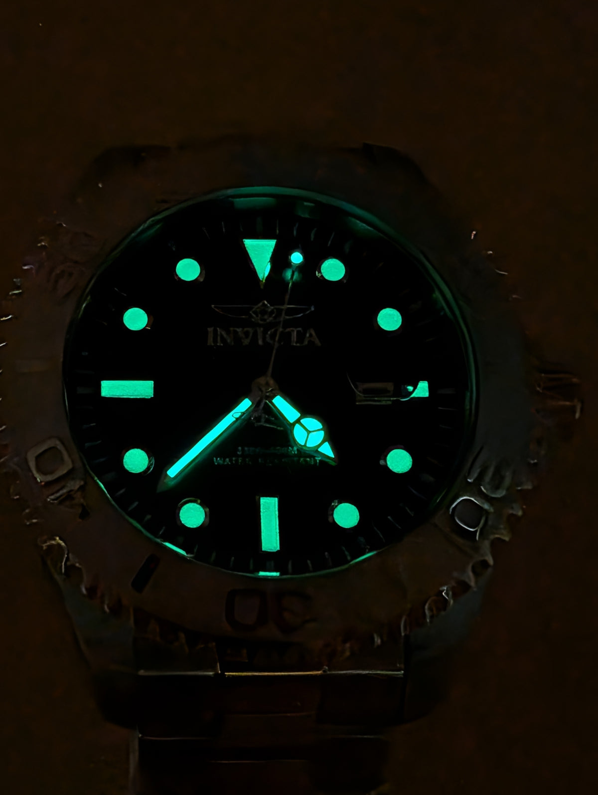 Invicta Pro Diver men's watch - 47mm includes Impact travel case