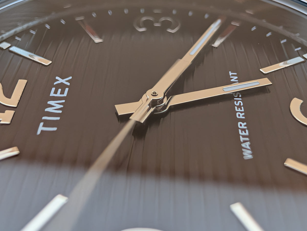 Timex Classic men's watch - 39mm w/2 additional straps