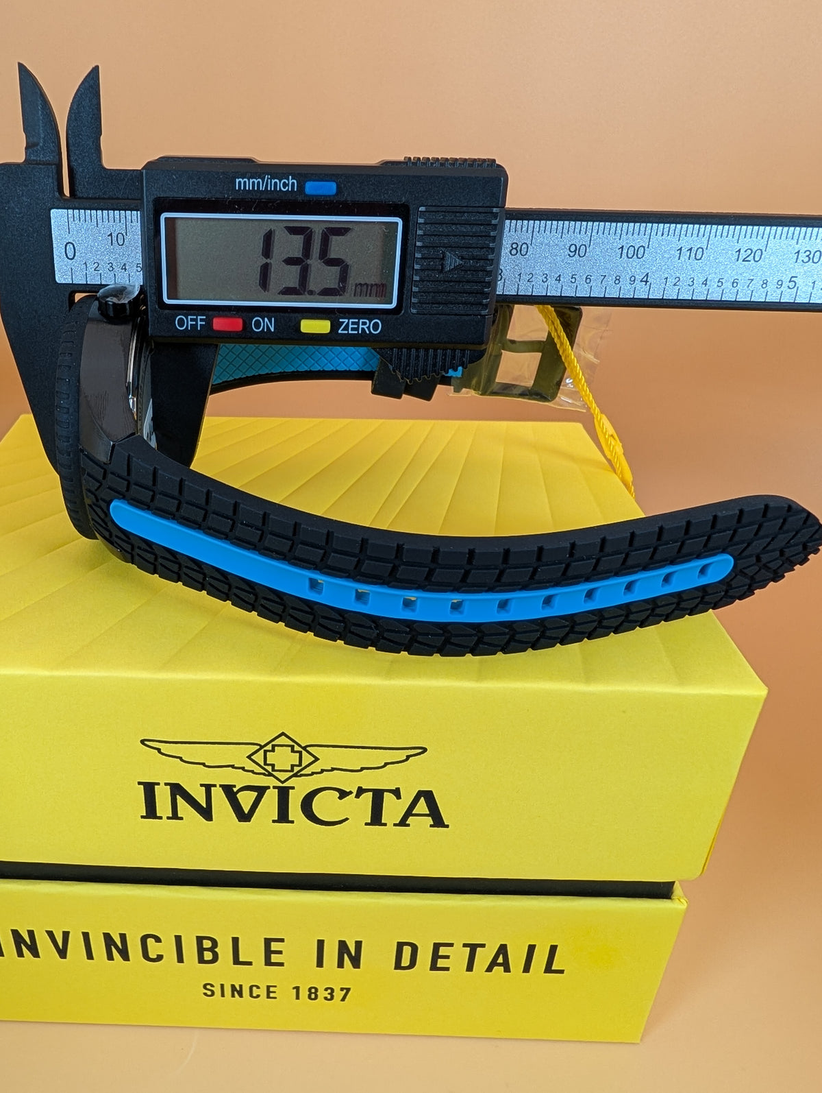 Invicta Racing Driftix Spinning Dial men's watch 46mm