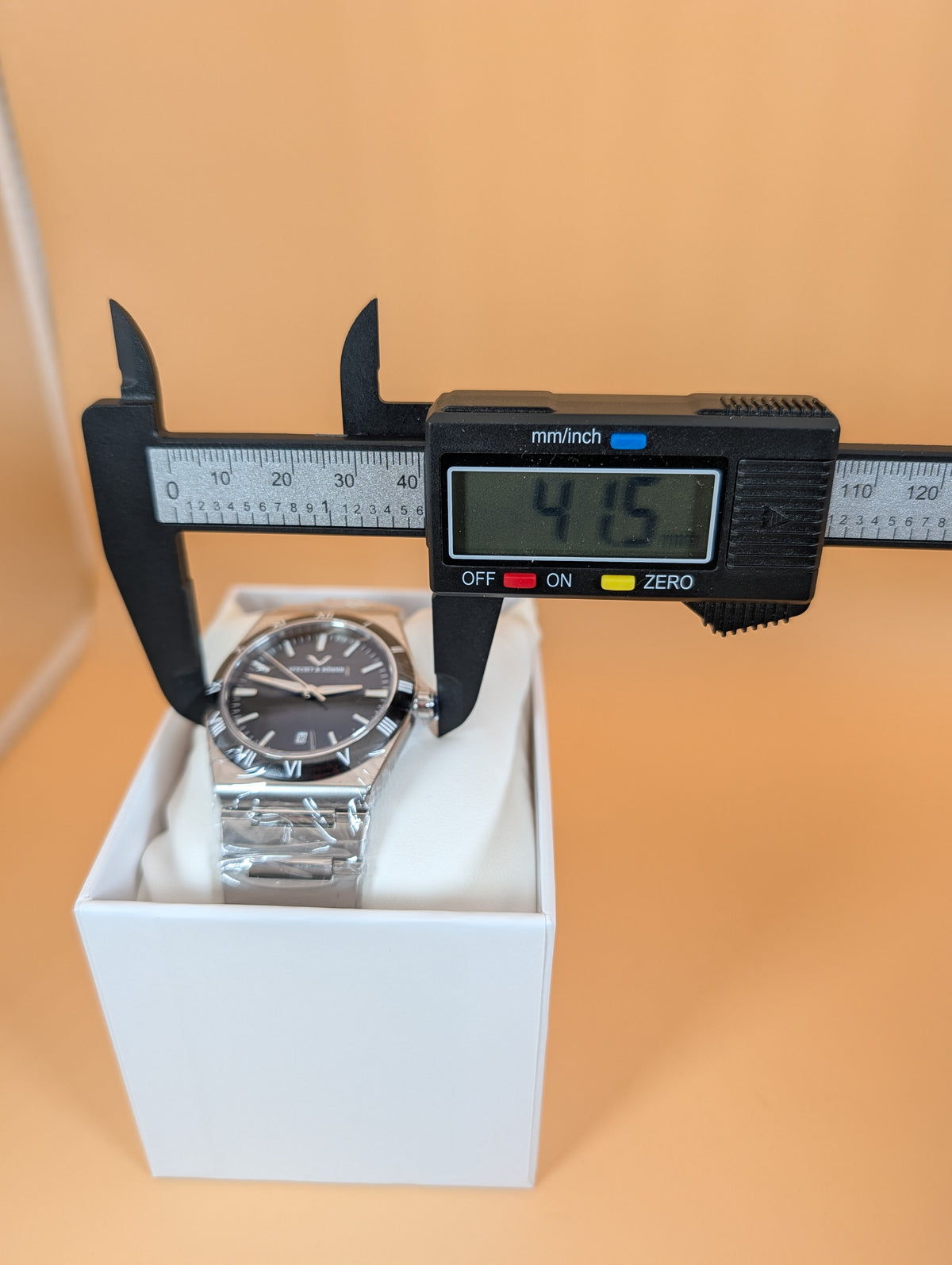Specht & SÃ¶hne SP0025 Men's Dress Watch - 38mm