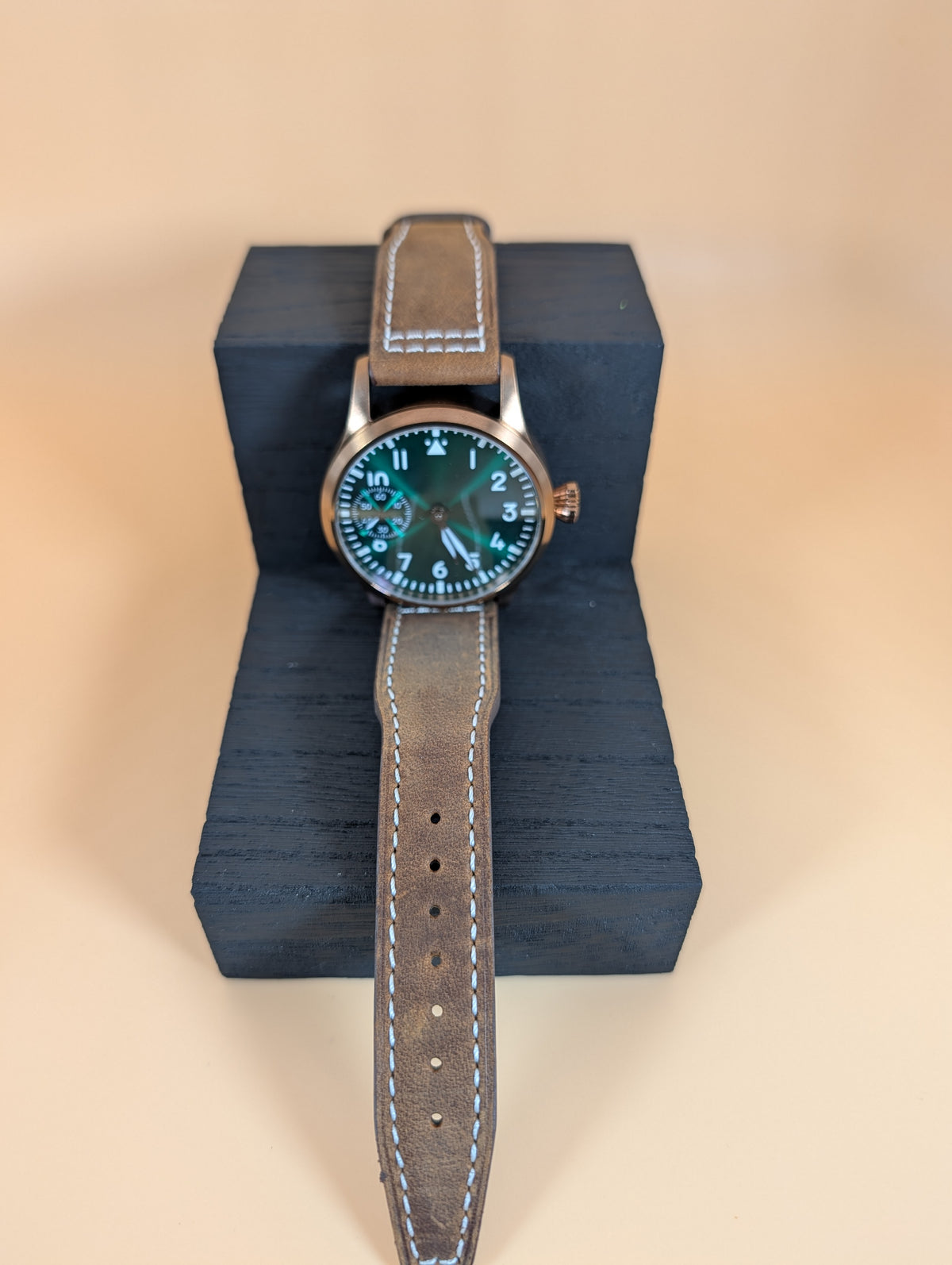 Corgeut CG2022 hand-wound Men's Pilot Watch - 42mm