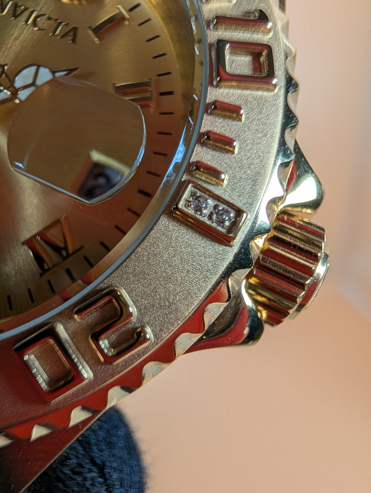 Invicta Pro Diver Diamond Accented Men's watch - 40mm