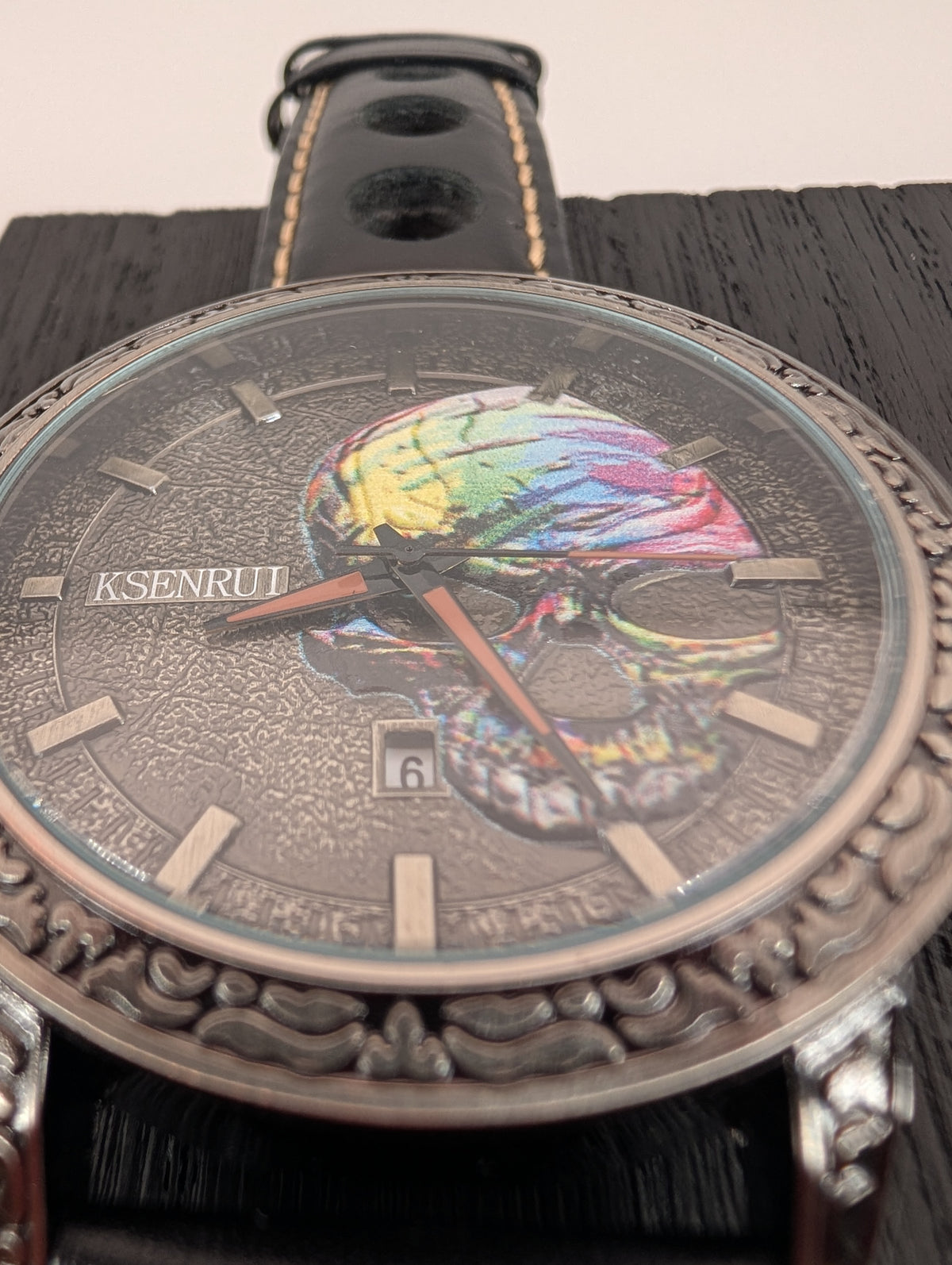 KSENRUI Iridescent Skull Men's Watch with bonus NATO strap - 45mm