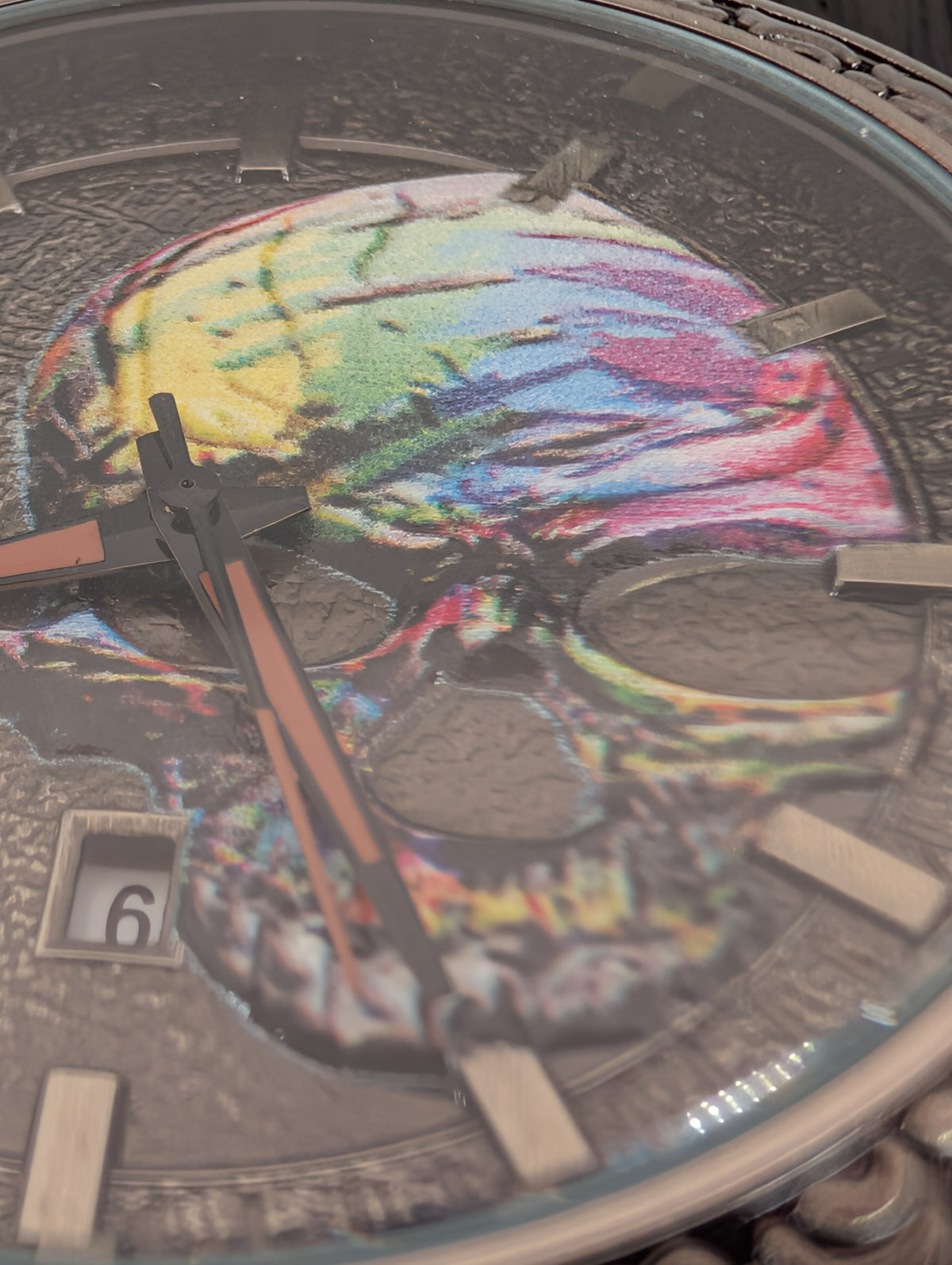 KSENRUI Iridescent Skull Men's Watch with bonus NATO strap - 45mm