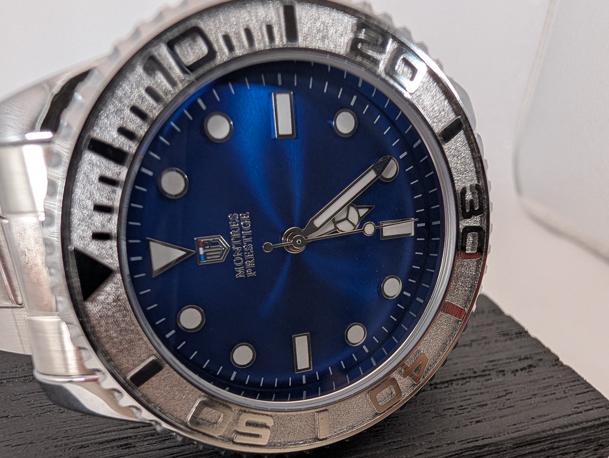 Montres Prestige X Quartz Men's Watch Model MPW-0268 - 43mm