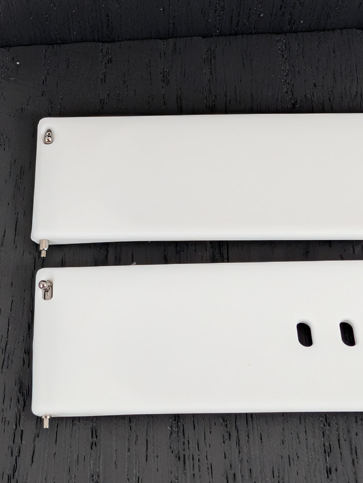 White silicone watch strap, back with quick-release spring bar levers